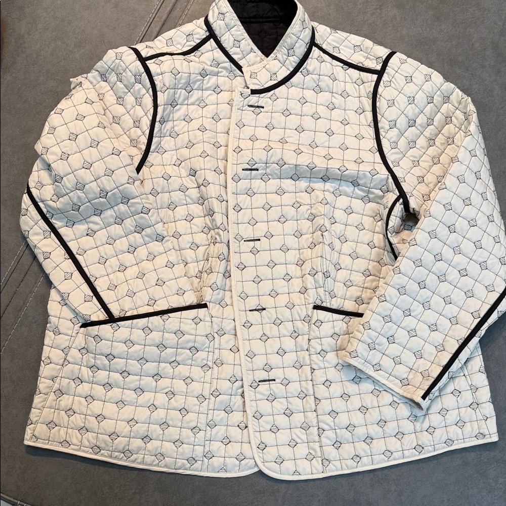 Women’s Black/Ivory Quilted Reversible lightweight Jacket - Picture 2 of 2
